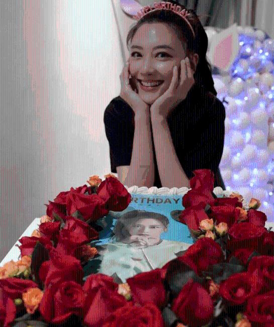 美团买菜怎么放在购物车里的菜没有？游戏画面